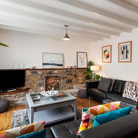 Ivydene - Beautiful Cottage, Stone Throw From Beach, Wonderful Sea Views Сондърсфут Екстериор снимка